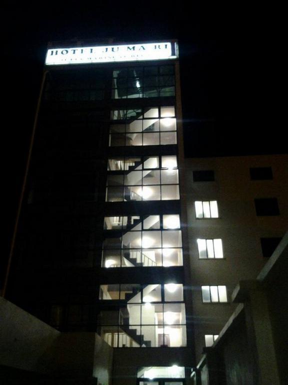 Hotel Jumari Uyuni Bagian luar foto